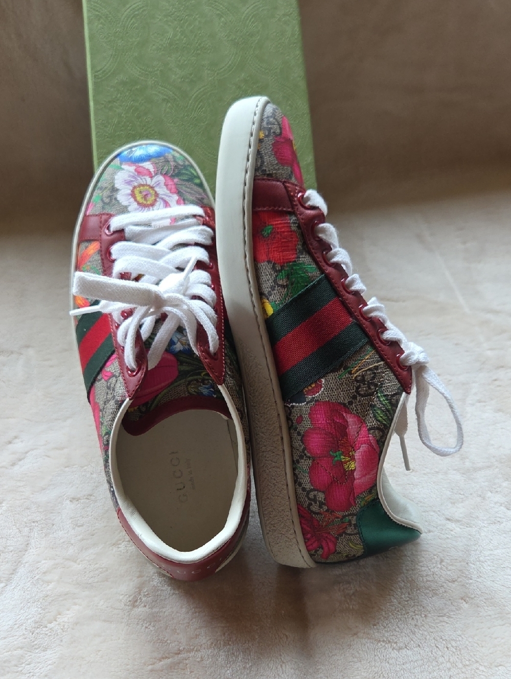 Gucci Floral Canvas Low-Top Sneakers in Pink, Red & Green - Picture 4 of 8